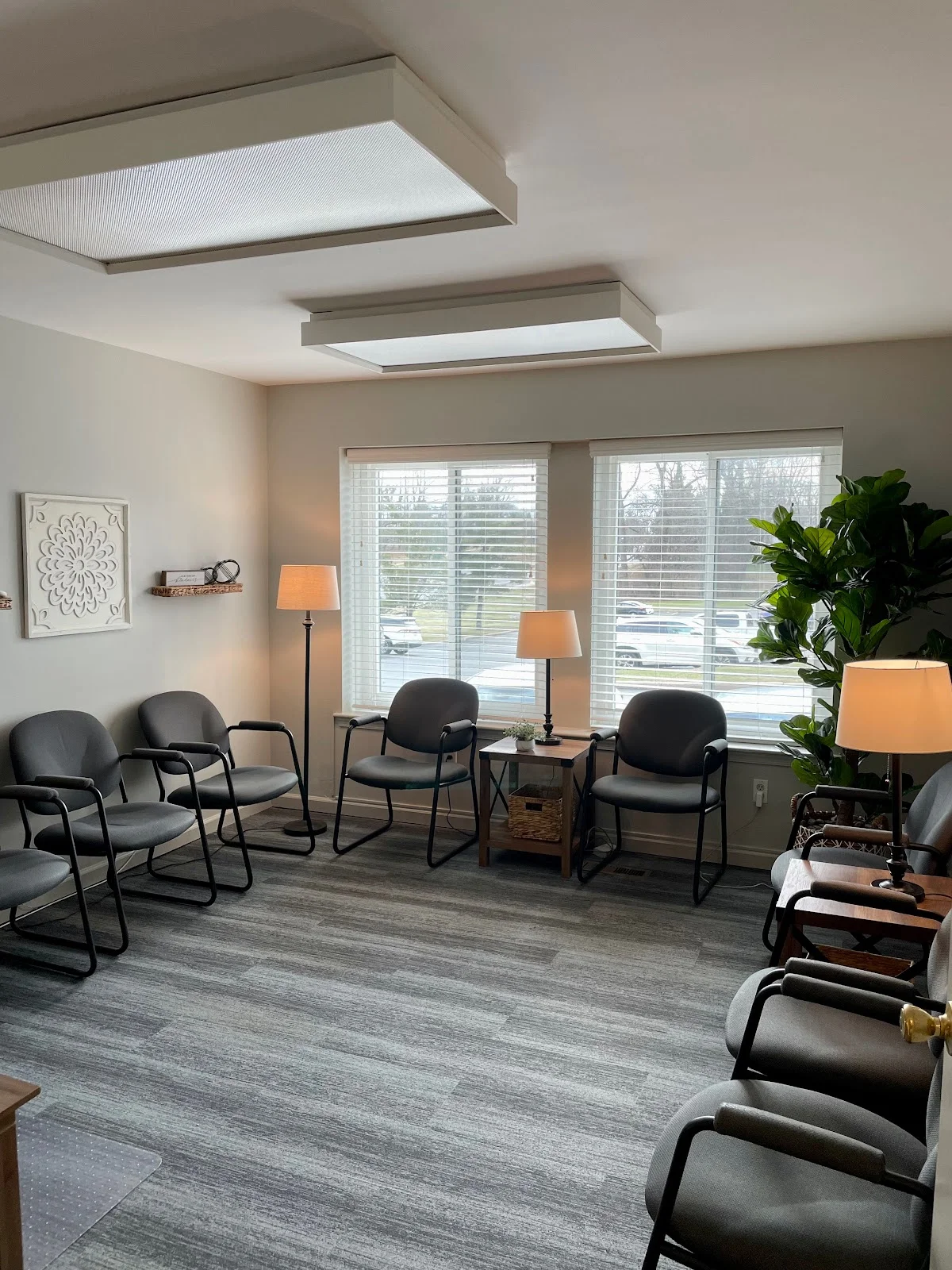 Bright waiting area with chairs at Sanare, an intensive outpatient program in Delaware.